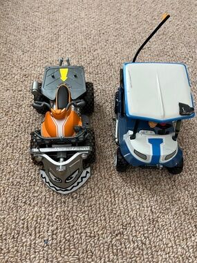 Fortnite Kids Orange and Blue Toy Vehicles Pack - ATV and Golf Cart